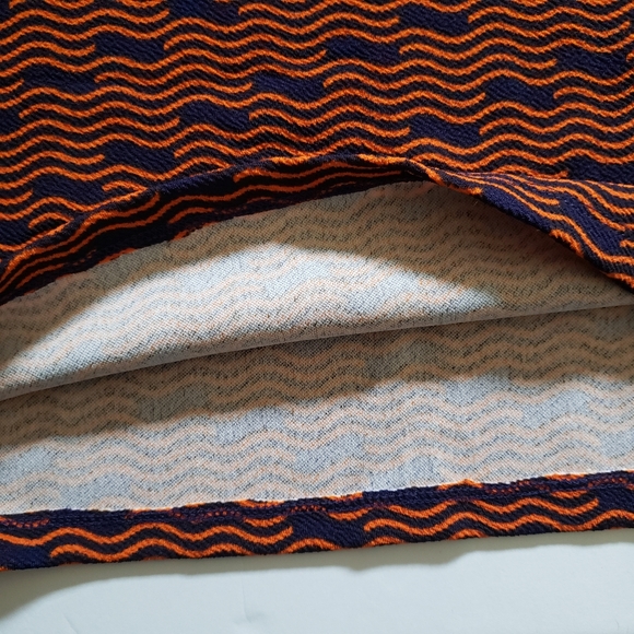 LuLaRoe Cassie Pencil Skirt - Picture 3 of 4